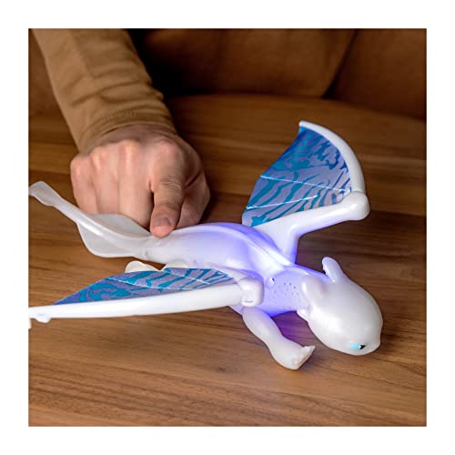 Dreamworks Dragons Lightfury Deluxe Dragon con Luces y Sonidos, para niños de 4 años en adelante
