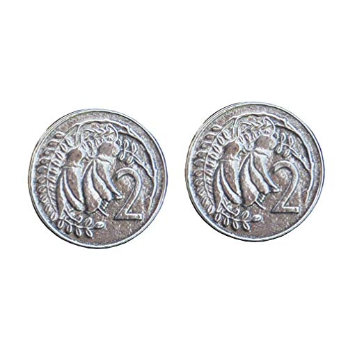 Gemelos de Peltre Monedas de Nueva Zelandia, Dos Céntimos, Hecho a Mano por William Sturt en Francia