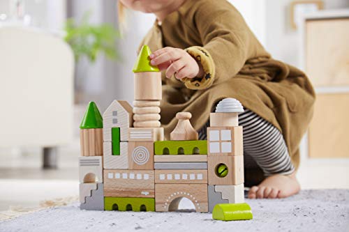 HABA 305456 - Juego de construcción de Coburg, 28 Piezas para Construir telones de Ciudad, Bloques de Madera en Diferentes Formas y Colores, Juguete a Partir de 18 Meses