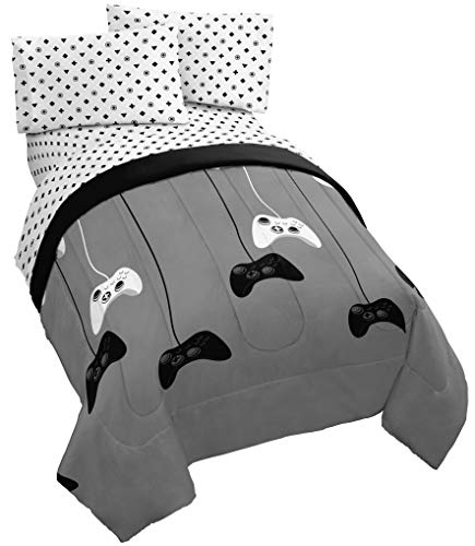 Jay Franco Game On 4 Piece Twin Bed Set - Includes Reversible Comforter & Sheet Set - Bedding Features Video Game Contoller - Super Soft Fade Resistant Microfiber