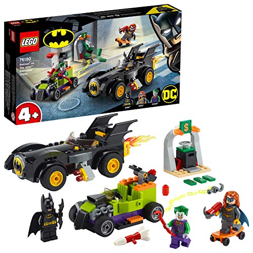 LEGO 76180 DC Batman vs. The Joker: Persecución en el Batmobile y Hot Rod, Super Heroes Coche, Juguetes para niños +4 años