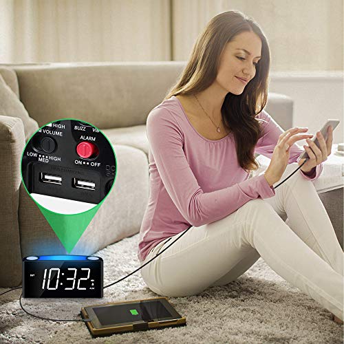 Mesqool Reloj Despertador de vibración Fuerte, Pantalla de LED, luz Nocturna de 7 Colores, Control de Brillo, 3 Niveles de Volumen, 2 Puertos de Carga USB, Reloj Digital para Parejas, sordos