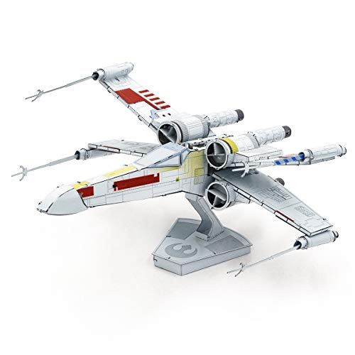 METAL EARTH MAQUETA / PUZZLE 3D De metal. - STAR WARS X-WING STARFIGHTER - Monta tus modelos favoritos en casa. (ICX132)