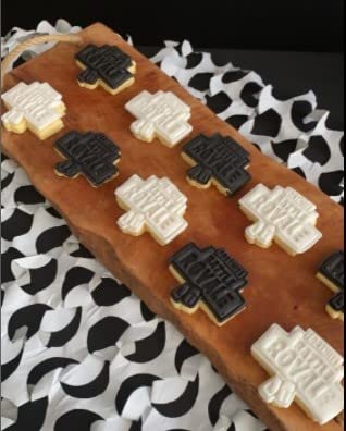 Molde Cortador y Marcador de Galletas Battle Royale con forma de Fortnite logo (Turquesa)