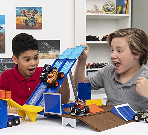 Monster Jam MONSJ-242551 Monster Jam - Playset Camión