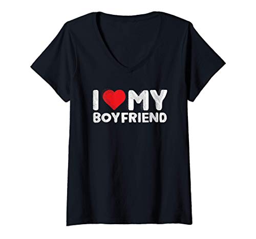 Mujer I Love My Boyfriend Cute I Heart My Boy Friend BF Funny Camiseta Cuello V