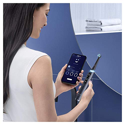 Oral-B iO 9N Cepillo de Dientes Eléctrico con Mango Recargable, Tecnología Magnética de Braun, 1 Cabezal de Recambio, Pantalla a Color, Cargador y Estuche de Viaje Premium - Negro