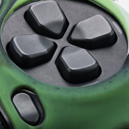 Pandaren® TACHONADO de silicona Fundas protectores de piel antideslizante para el PS4 Mando x 1 (camuflaje verde) + FPS PRO thumb grip x 8