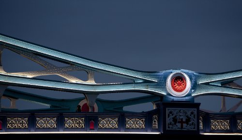 Tamron SP AF 70-200 mm F/2.8 Di VC USD - Objetivo para Canon (Distancia Focal 70-200mm, Apertura f/2.8, Zoom óptico 1.8X,estabilizador óptico, Macro, diámetro: 77mm) Negro