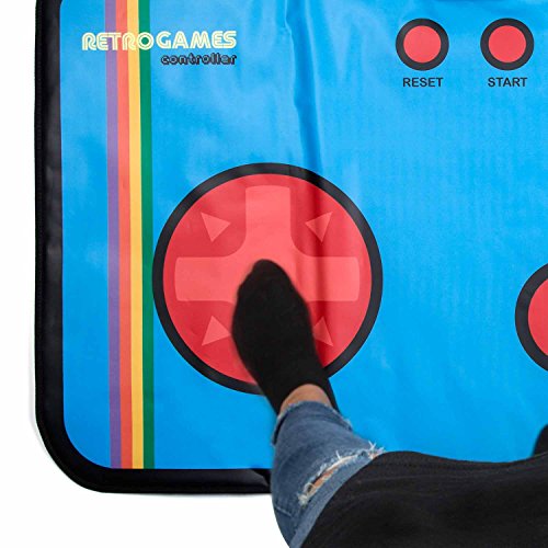 Thumbs Up!- ThumbsUp Alfombra de Juego Retro Gaming Mat - Incluye 200 Videojuegos Arcade, Multicolor (OR-RETMAT)