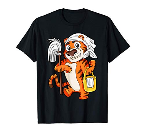 Tigre con mopa y cubo de limpieza de dibujos animados Camiseta