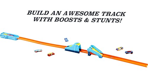 Hot Wheels Pack celebración 6 vehículos sorpresa con pistas de coches de juguete y set para pintar con pegatinas (Mattel GWN96)