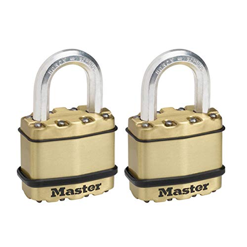MASTER LOCK Candado Alta Seguridad [Llaves] [Acero Laminado y Acabado en Latón] [Exterior] [Lote de 2] M1BEURT - Ideal para Portales, Garages, Sótanos