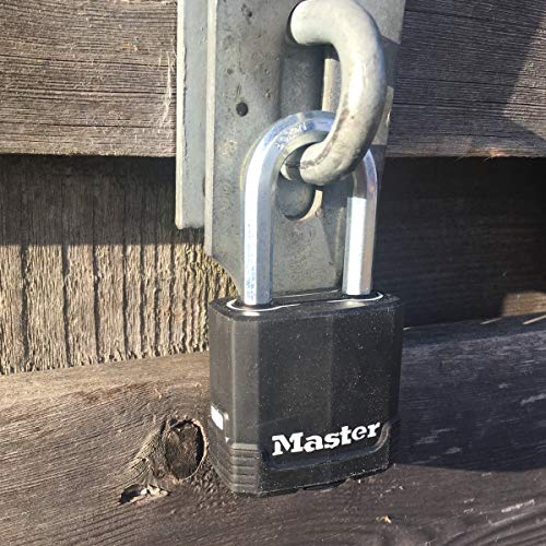 MASTER LOCK Candado Alta Seguridad [Llaves] [Acero Laminado y Antióxido] [Exterior] [Arco M] [Lote de 3] M115EURTRILF - Ideal para Portales, Garages, Sótanos
