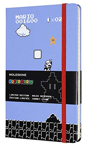 Moleskine Super Mario Edición Limitada, Cuaderno de Rayas con Gráficos y Detalles Temáticos del Videojuego de Super Mario, Tapa Dura, Tamaño Grande 13 x 21 cm, Azul Cielo, 240 Páginas