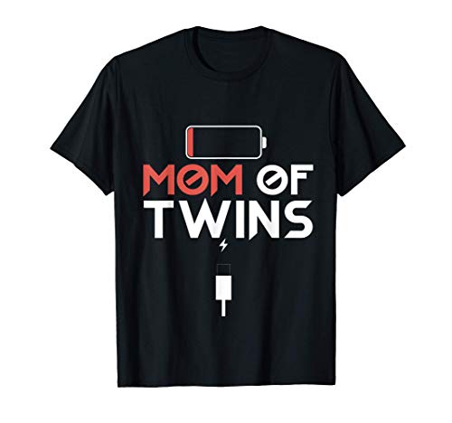 Mujer cansada Twin Mom Carga de batería baja Mamá de gemelos Camiseta