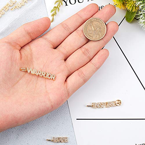 NBEADS PC 6 Colgantes de Circonita Cúbica Word Charm, Colgantes de Circonita Cúbica con Micro Pavé de Latón Dorado Transparente para Hacer Joyas