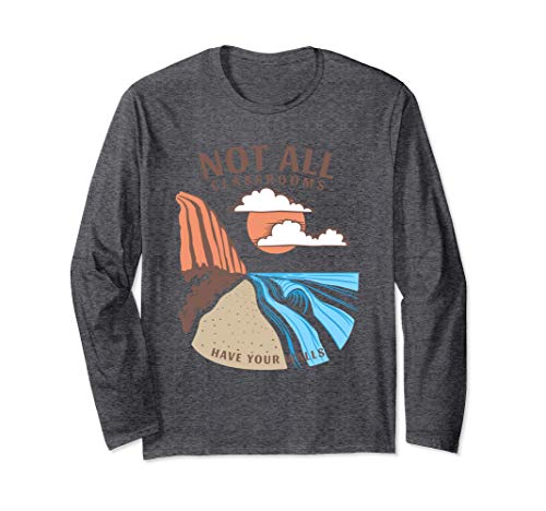 No todas las aulas tienen sus paredes Manga Larga