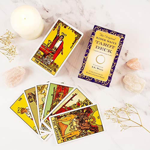 Penguin Random House The Original Rider Waite Tarot Pack