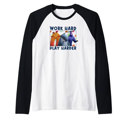 Pixar Monsters At Work Play Harder Quote Camiseta Manga Raglan