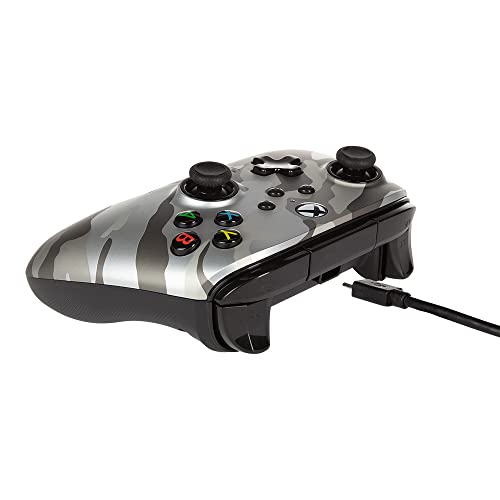 Power A - Mando con cable, salida de audio y botones programables, de color gris camuflaje para Xbox One, Xbox serie X y Windows 10 (Xbox Series X)