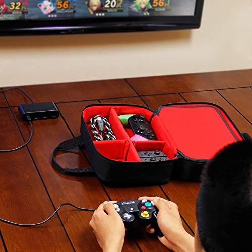 USA Gear - Estuche De Transporte para Consola Electrónica con Almacenamiento para Controladores, Cables, Auriculares Y Correa para El Hombro - Compatible con Consolas Nintendo, Switch Y Wii U - Rojo