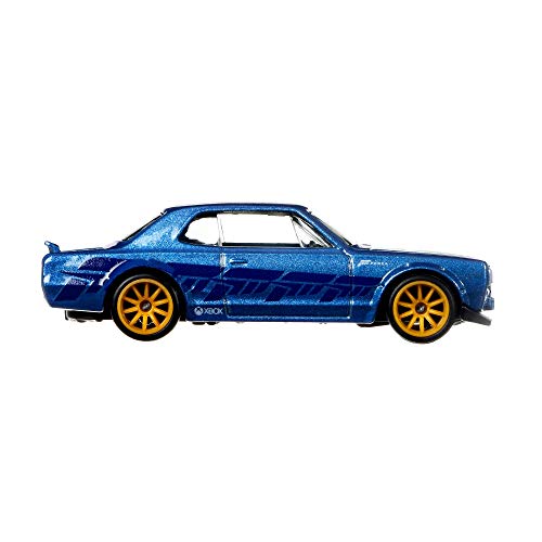 Hot Wheels Retro Entertainment Nissan Skyline H/T 2000 GT-X, vehículo a escala 1:64 de películas Blockbuster, TV y videojuegos, réplicas icónicas para jugar o exhibir, regalo para coleccionistas