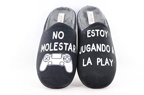 Lares - Zapatillas Casa para Hombre Color: Negro Talla: 43 - Frase Divertida No molestar jugando a la Play . Suela Goma.