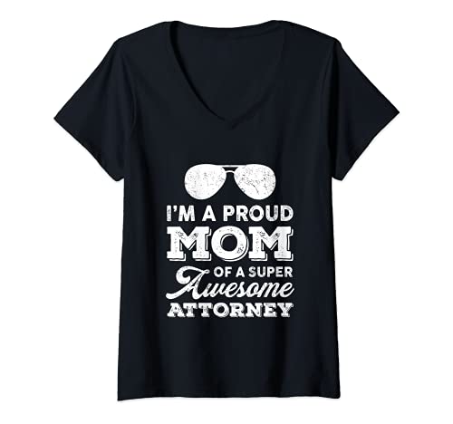Mujer Proud Mom Super Awesome Attorney Lawyer Law Mother's Day Mom Camiseta Cuello V