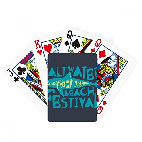Juego de mesa divertido para jugar al póquer en la playa del tiburón del agua salada