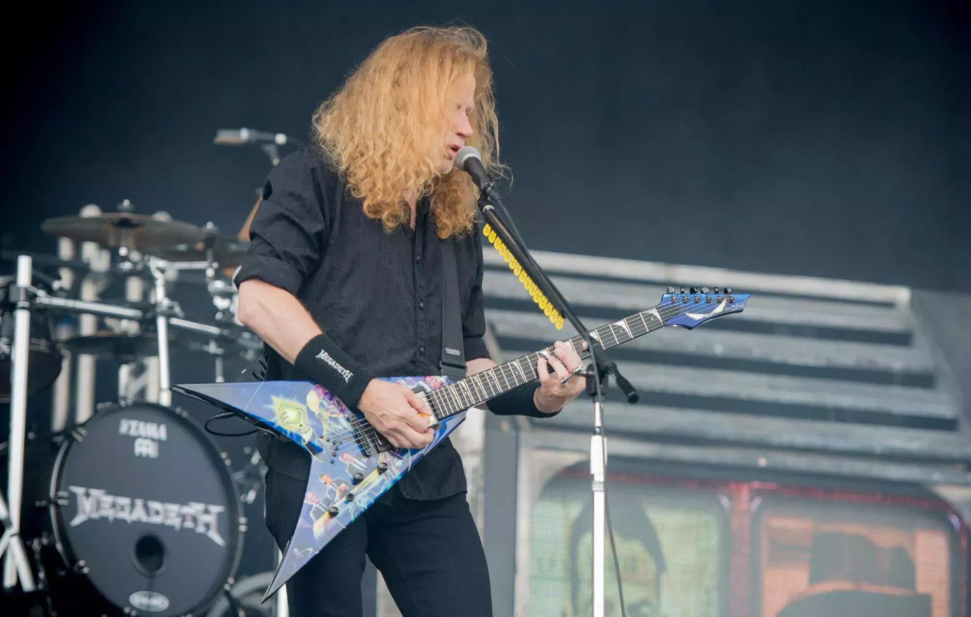 Gibson lanza el primer modelo Flying V firmado por Dave Mustaine de Megadeth en una tirada limitada