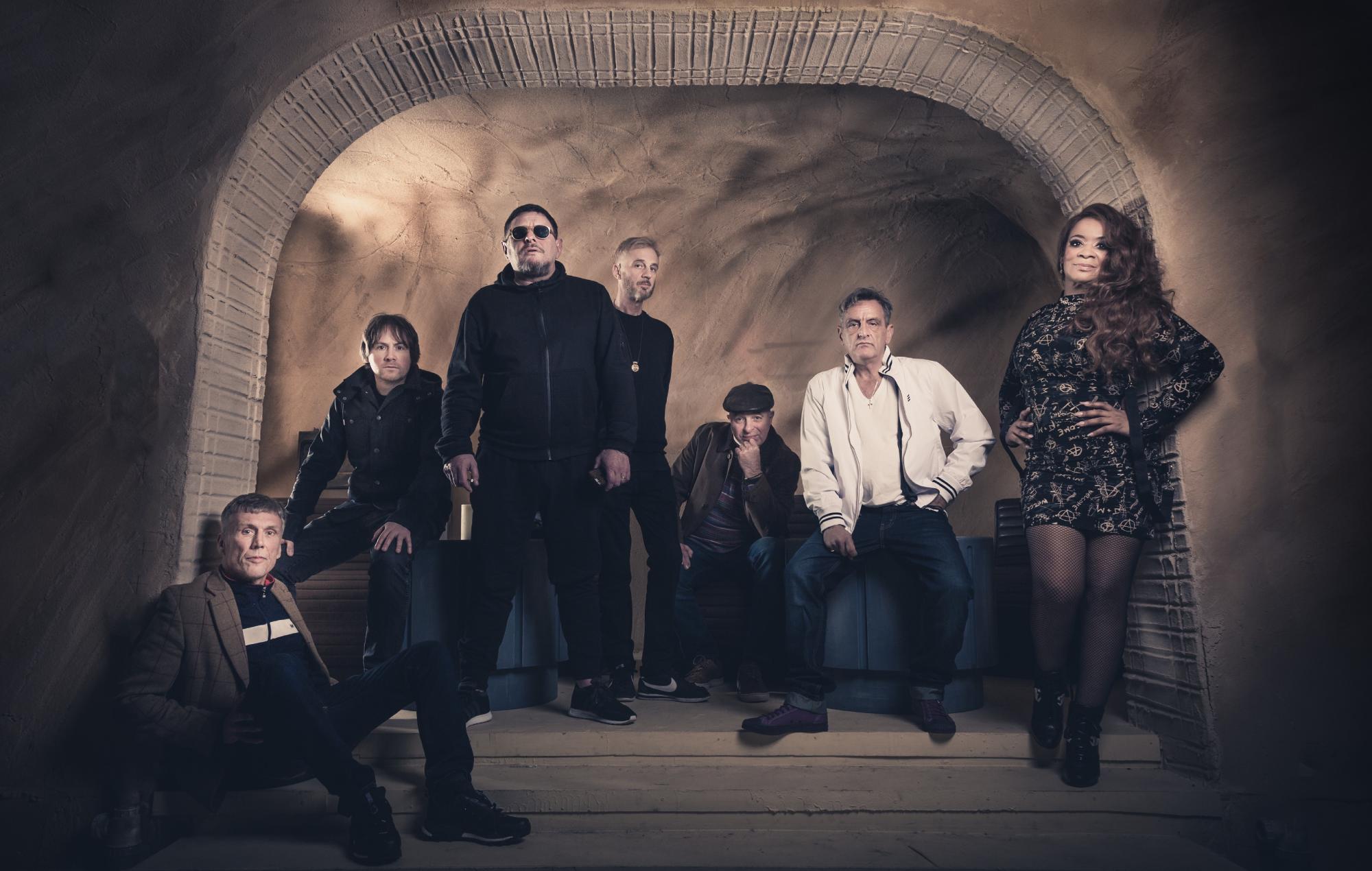 Happy Mondays anuncia una gira por el Reino Unido en 2022 que incluye conciertos en Manchester