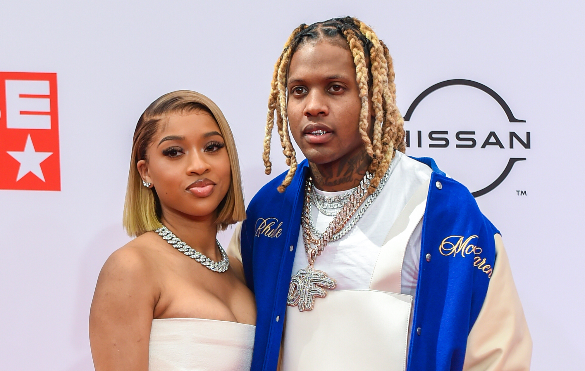 Mira cómo Lil Durk le pide matrimonio a India Royale durante un concierto en Chicago
