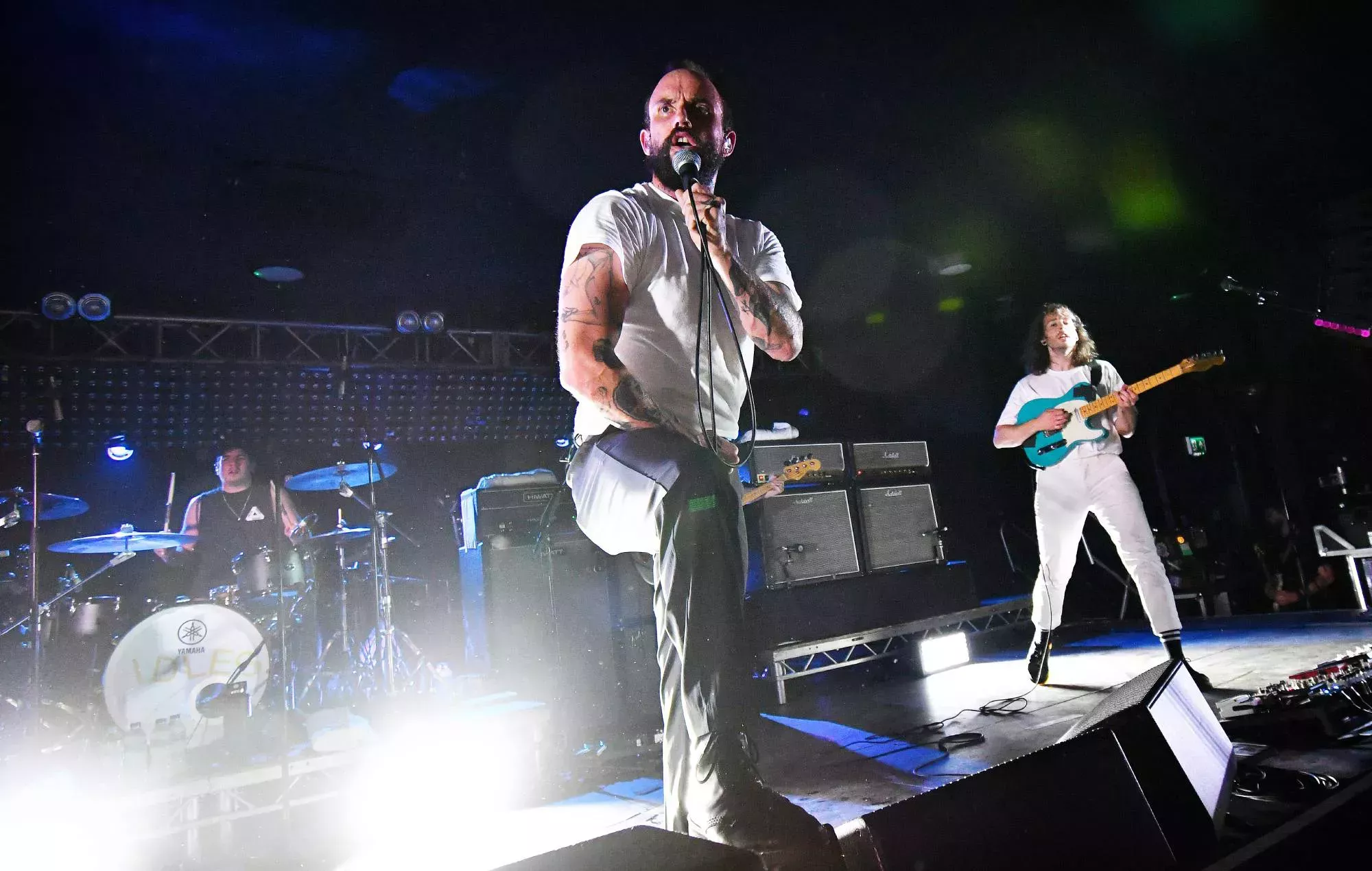 Mira el nuevo e inquietante vídeo de IDLES para 'When The Lights Come On'