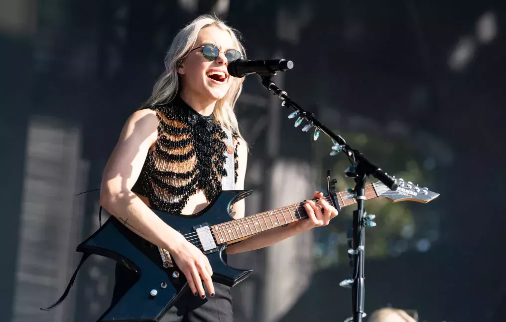 Mira la actuación de Phoebe Bridgers de 'I Know The End' en 'Austin City Limits'