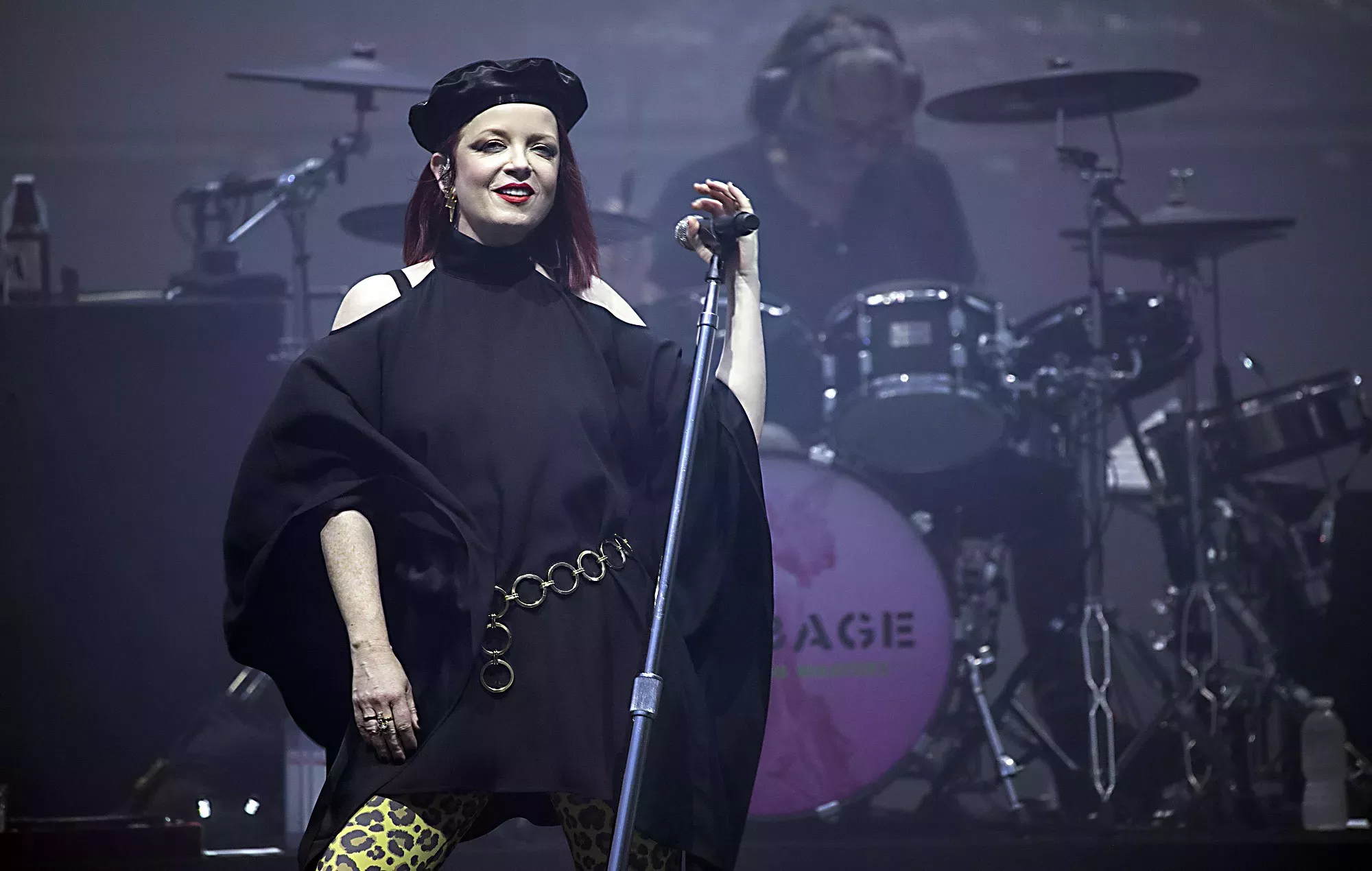 Shirley Manson, de Garbage, dice que el álbum 'Beautiful Garbage' casi acaba con su carrera