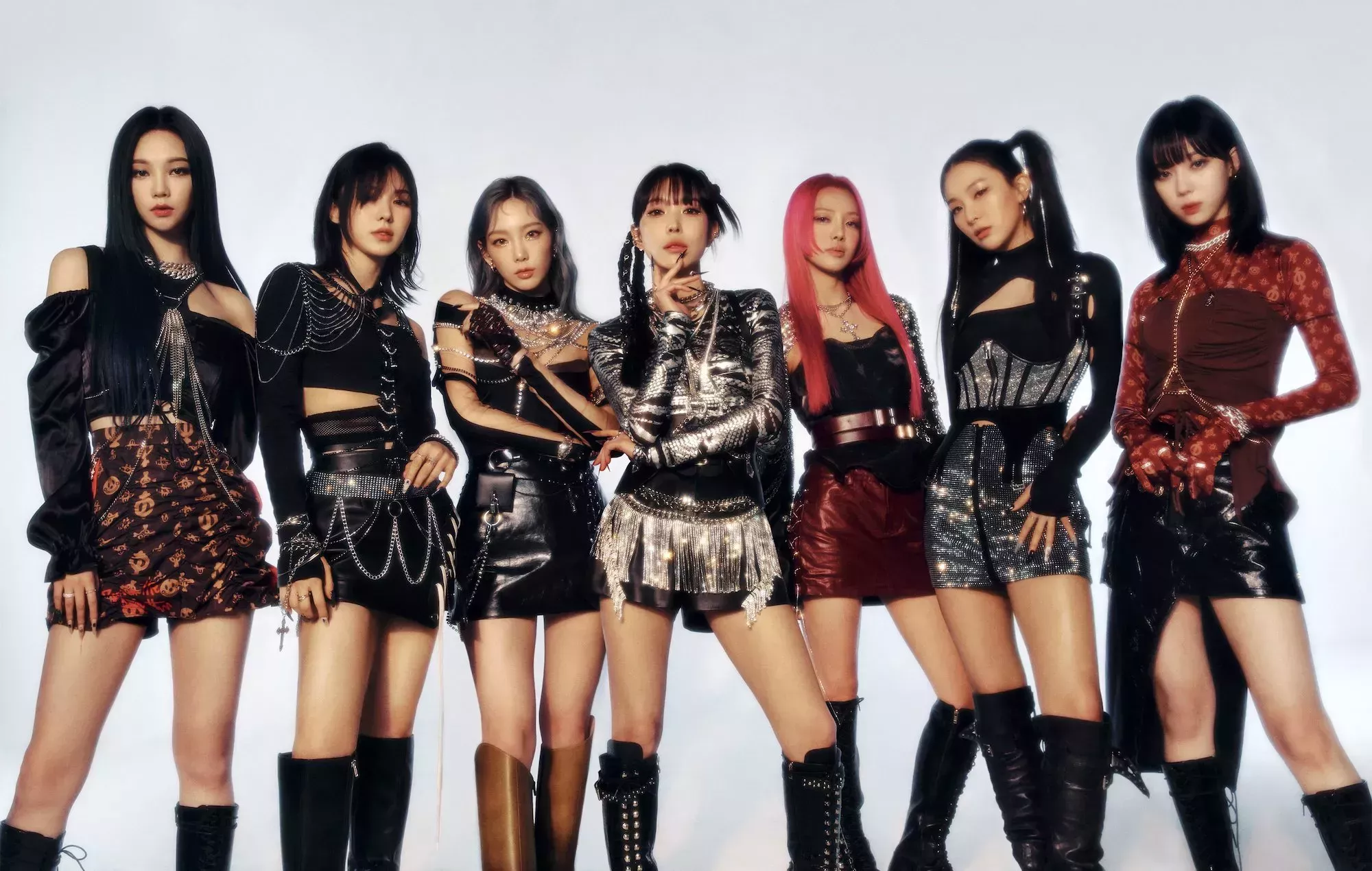SM Entertainment lanza el nuevo supergrupo femenino Girls On Top