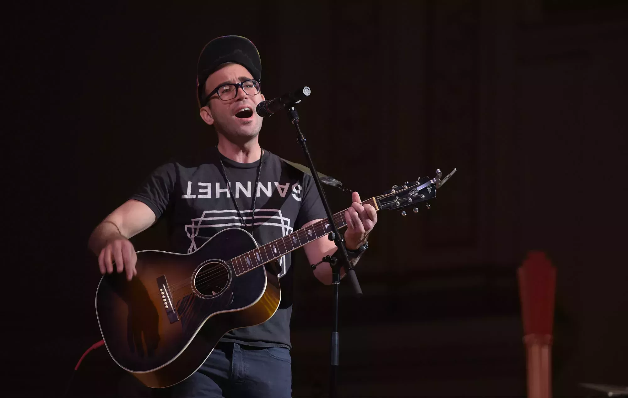 Sufjan Stevens pide que todas las bandas se separen tras una década juntos
