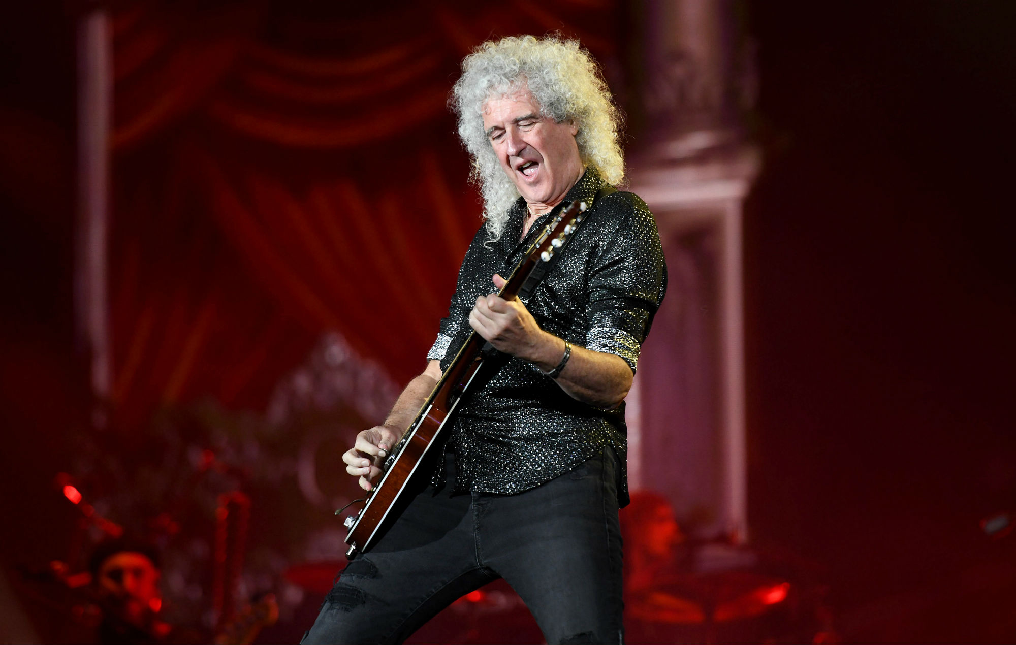 Brian May, de Queen, debutará como actor en un programa de televisión para niños contra el acoso escolar