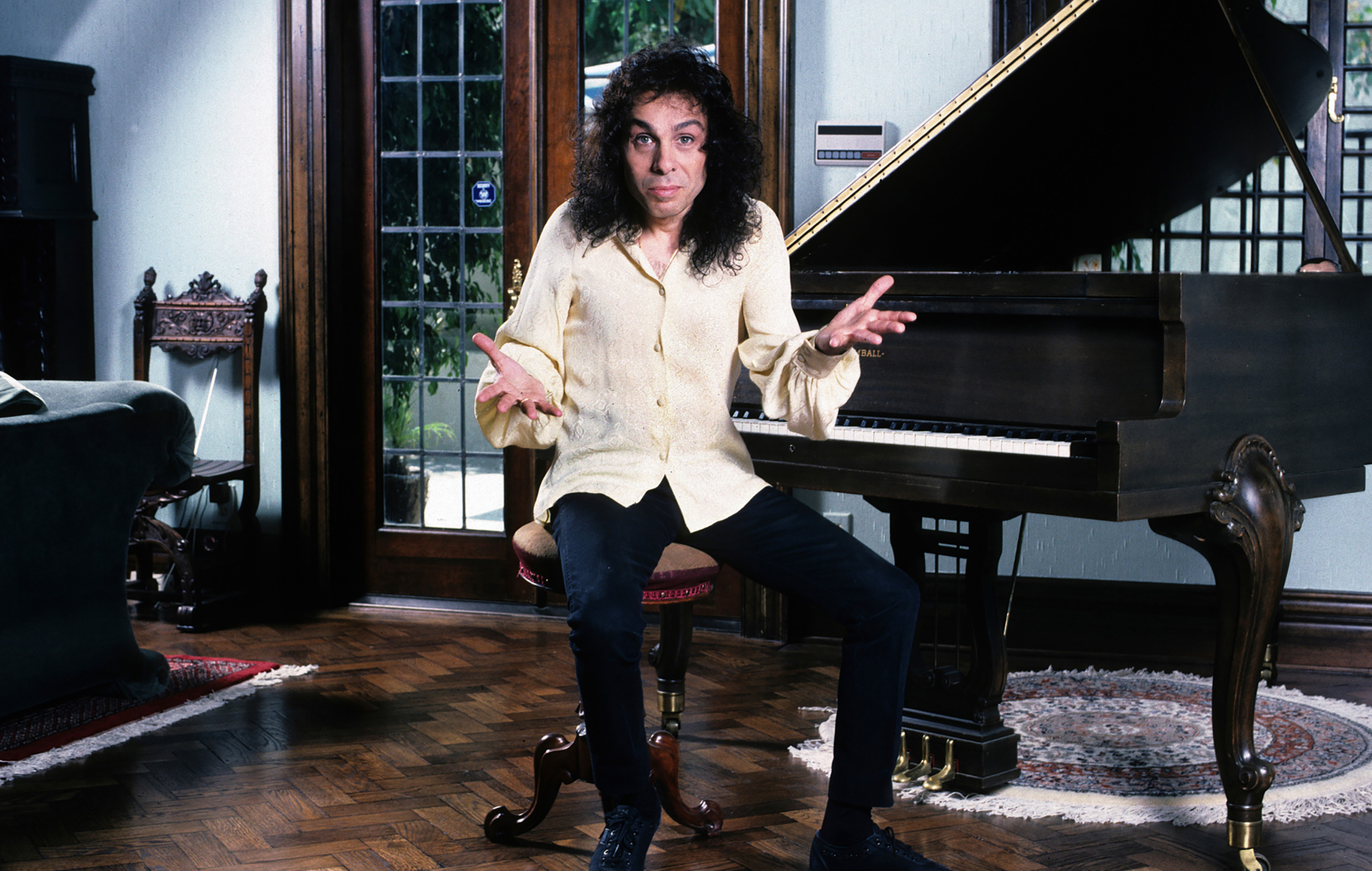 El esperado documental sobre Ronnie James Dio se estrenará en 2022