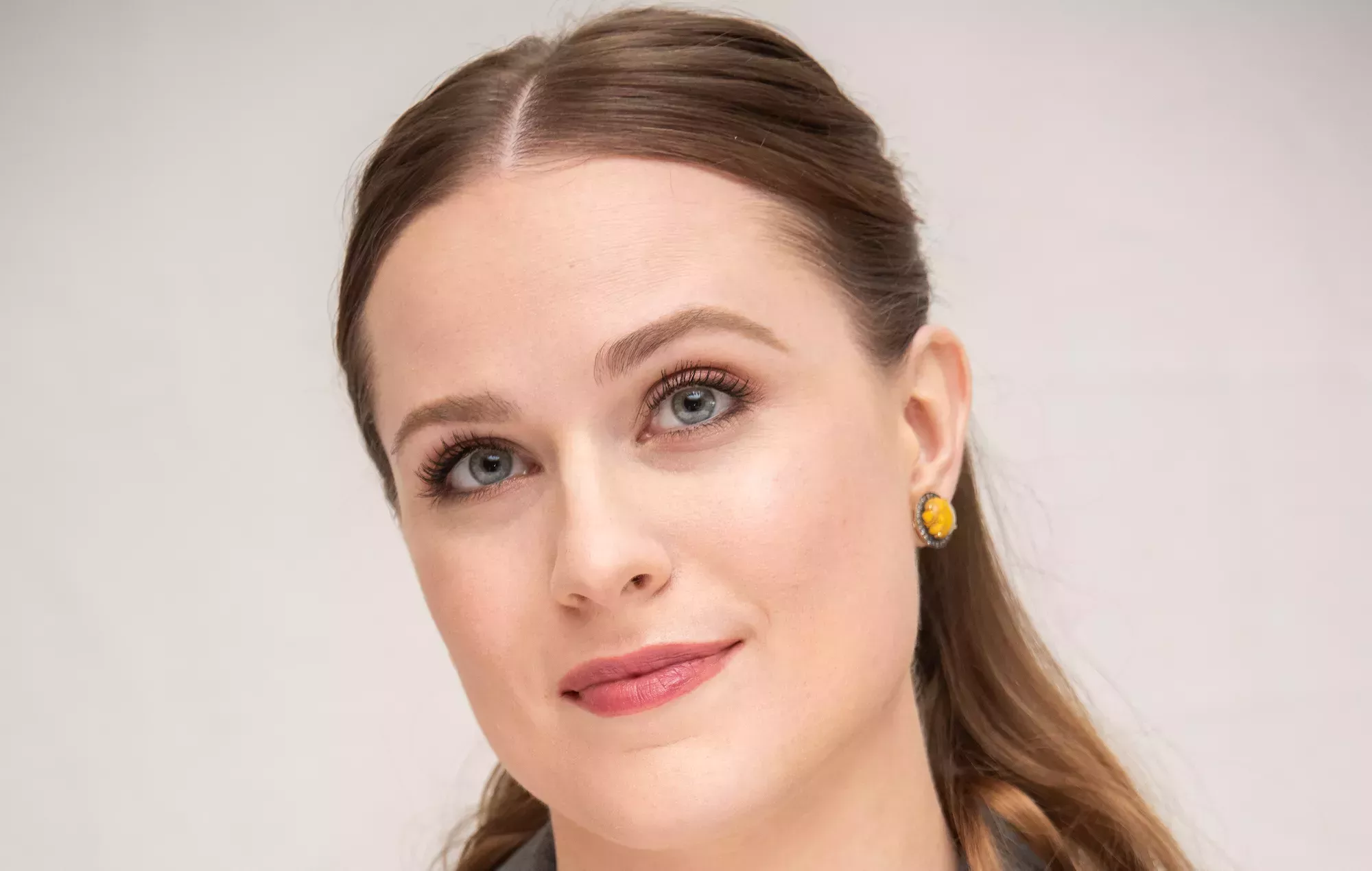 Evan Rachel Wood alega que Marilyn Manson la 