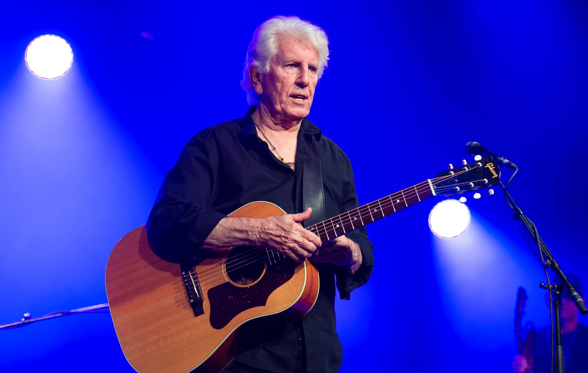 Graham Nash arremete contra los antivacunas por el uso no autorizado de su canción "Chicago