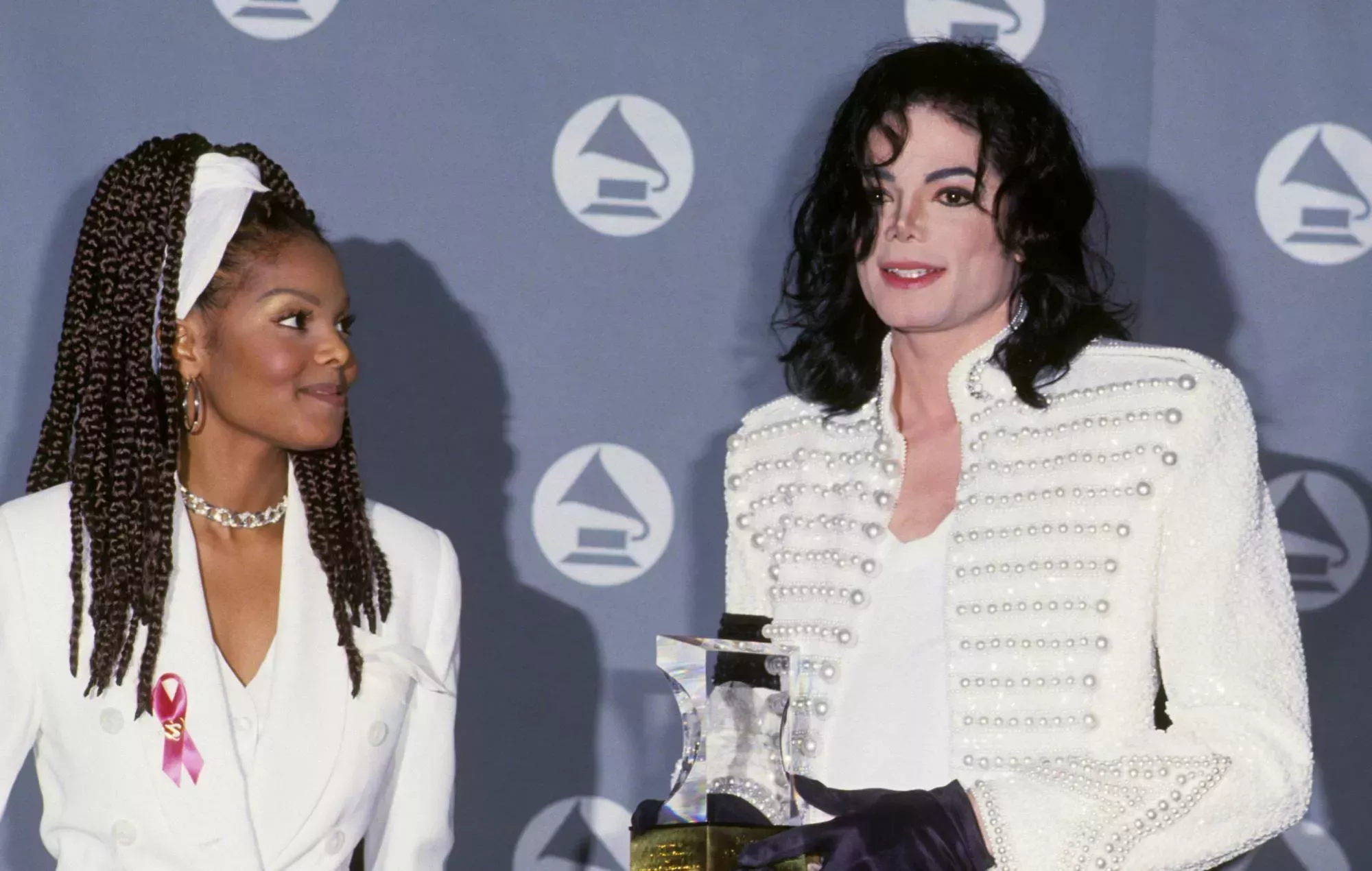 Janet Jackson dice que Michael Jackson se burlaba de su peso