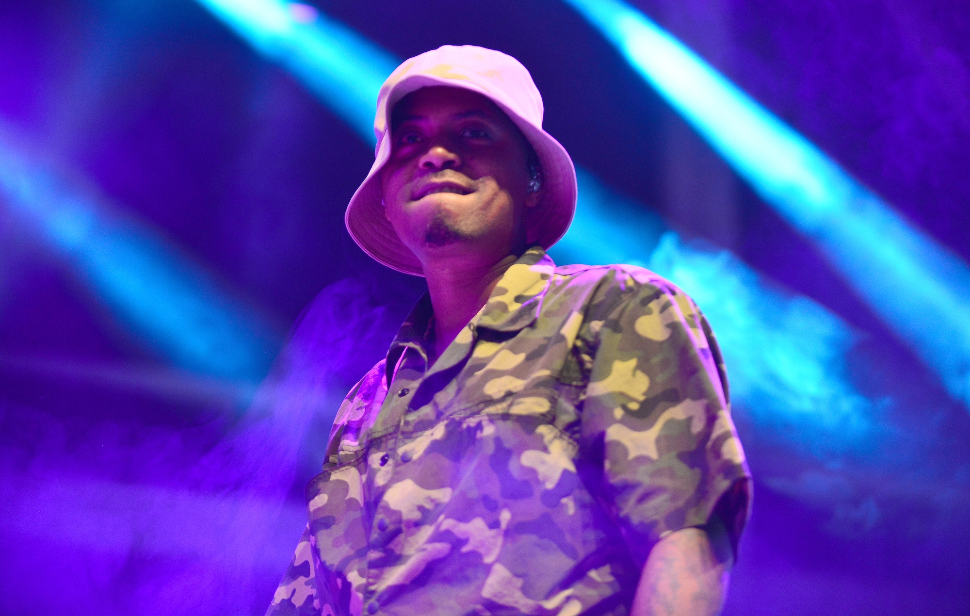 Nas venderá los derechos de autor de dos de sus canciones como NFT