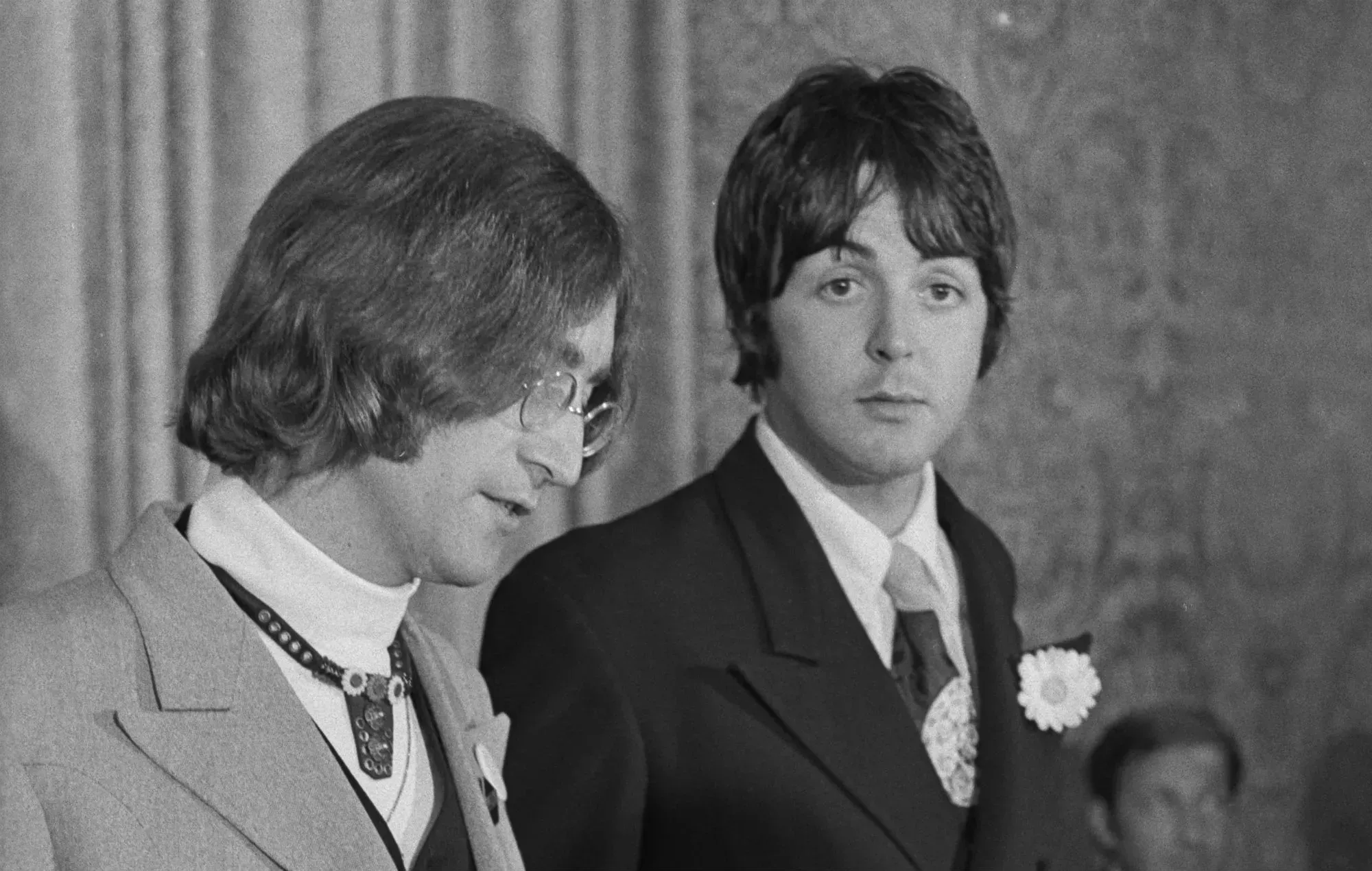 Paul McCartney aún se emociona al escuchar 'Dear Friend', inspirada en John Lennon