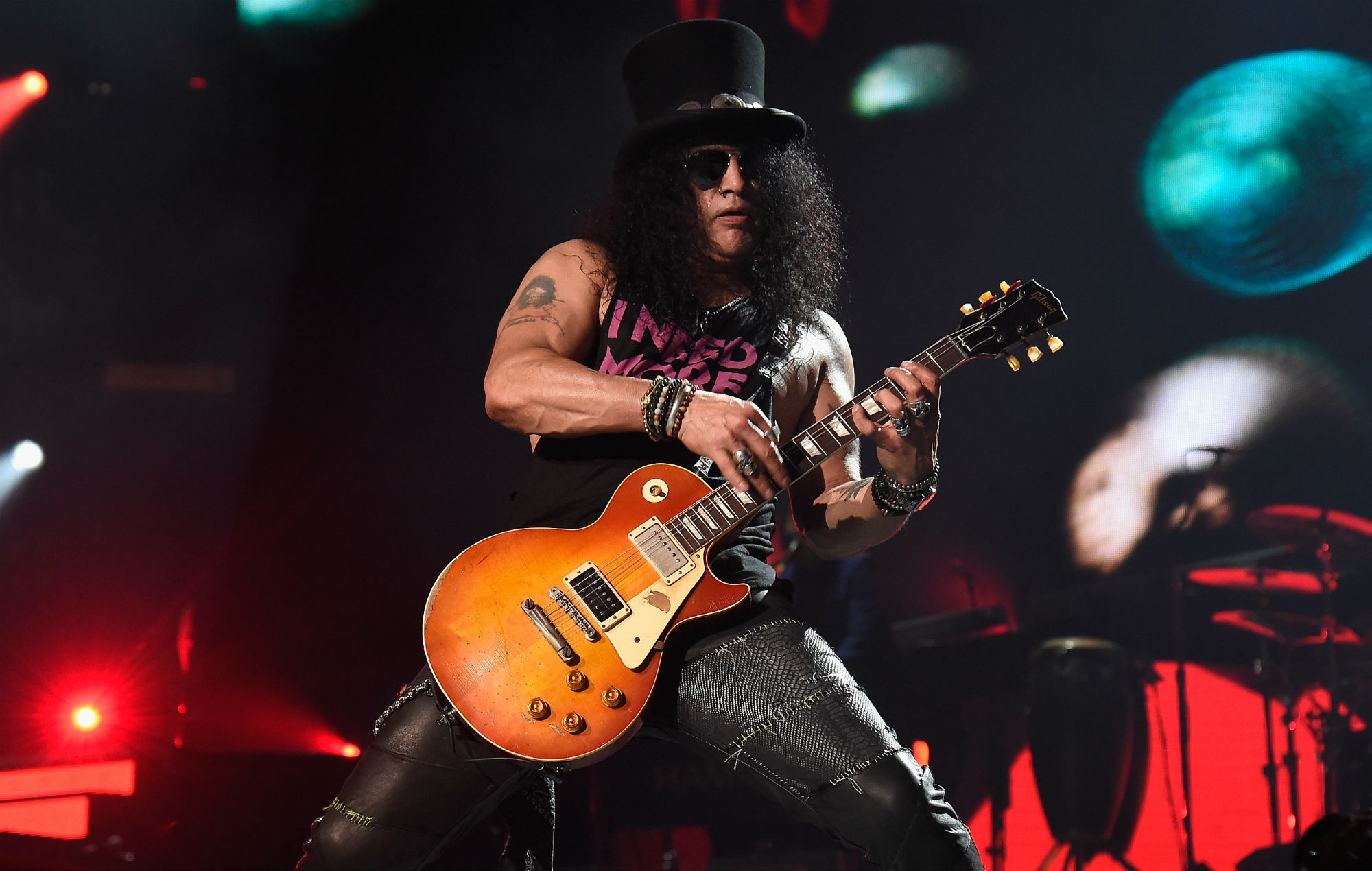 Slash dice que Guns N' Roses planea lanzar "todo un disco" de material  nuevo | Cultture