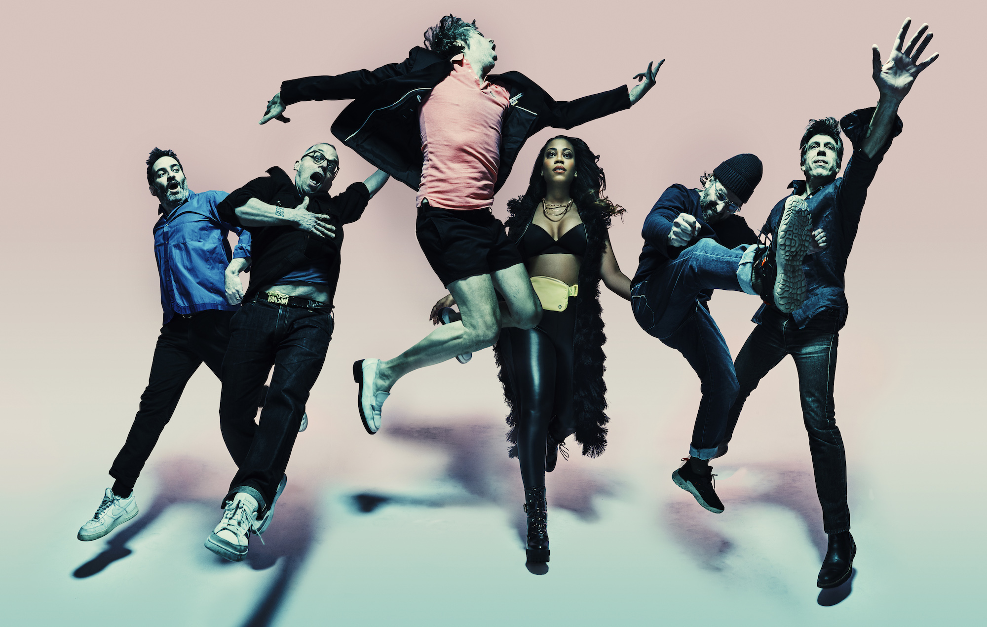 !!! anuncian su nuevo álbum 'Let It Be Blue' con el primer single 'Storm Around The World'