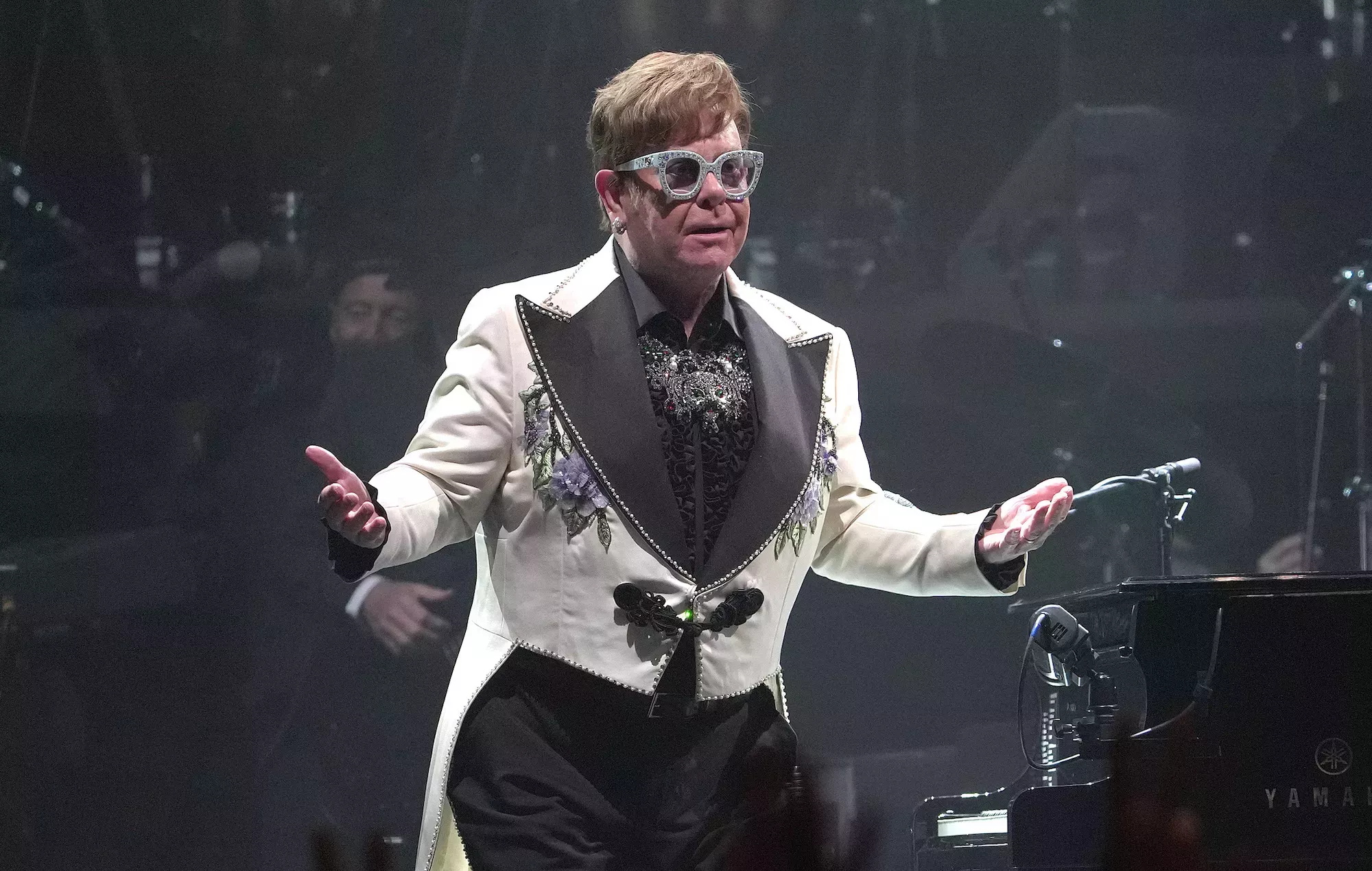 Elton John, 