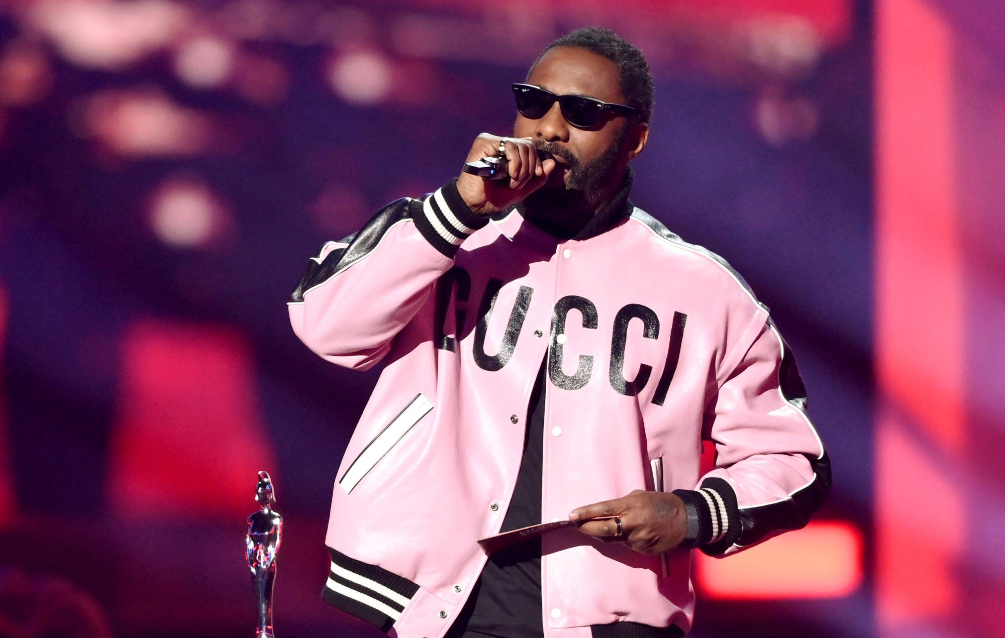 Idris Elba planea "apartarse" de la actuación para centrarse más en la música