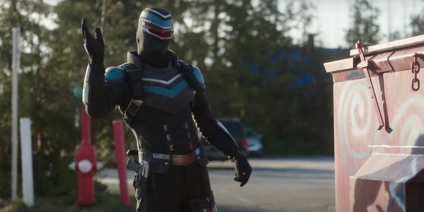 James Gunn, de Peacemaker, confirma un hecho extraño sobre la máscara de Vigilante